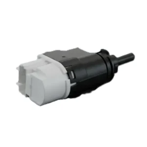 SENSOR FRENO PEDAL RENAULT NEW SYMBOL 1.6 2012/2017